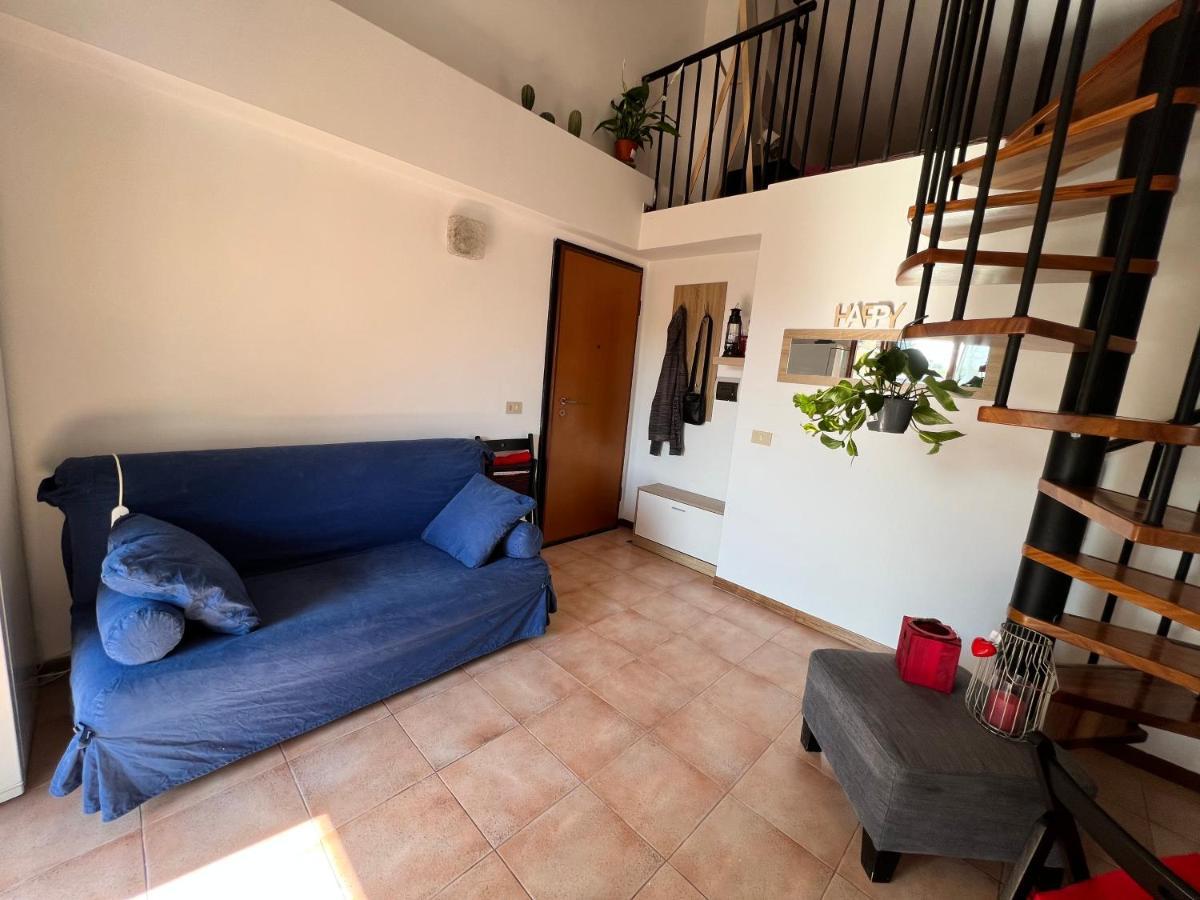 Apartament Mansardina A Pochi Passi Da Roma Morlupo Zewnętrze zdjęcie