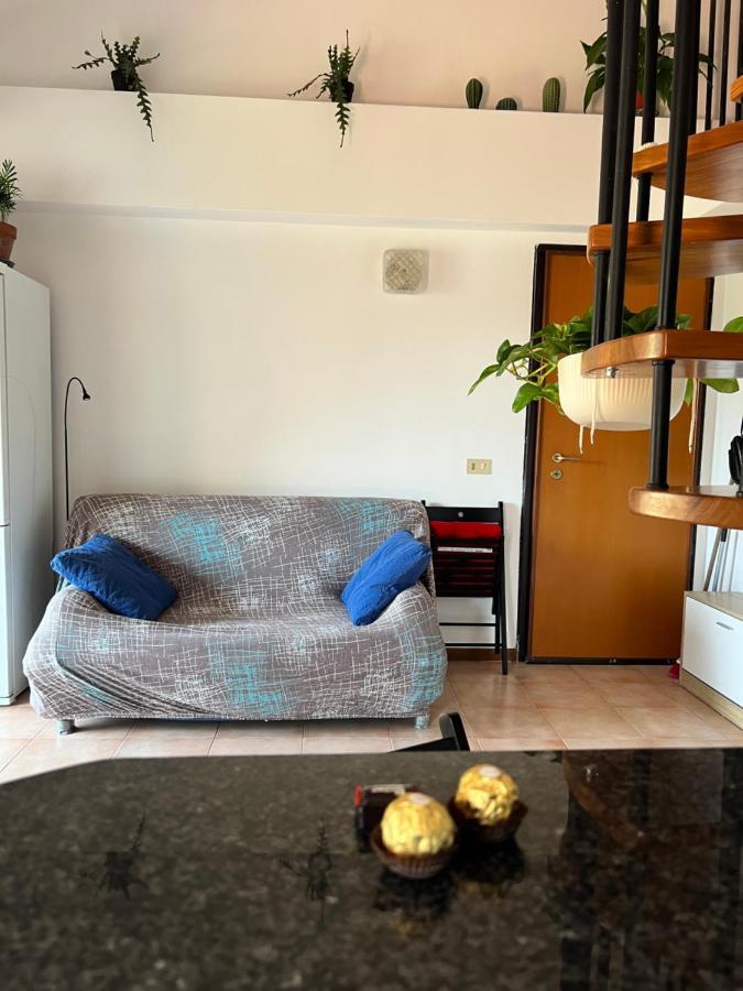 Apartament Mansardina A Pochi Passi Da Roma Morlupo Zewnętrze zdjęcie