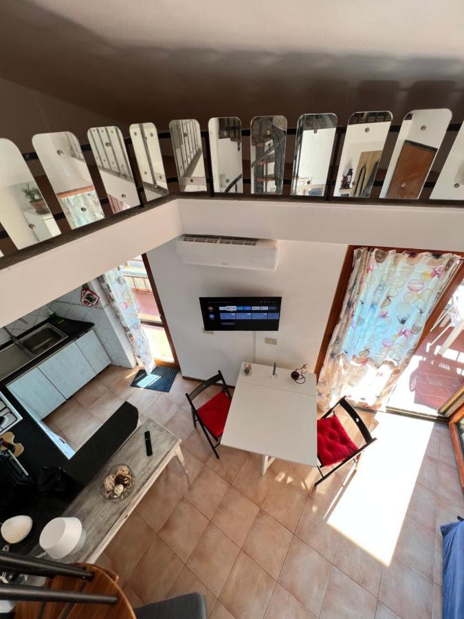 Apartament Mansardina A Pochi Passi Da Roma Morlupo Zewnętrze zdjęcie